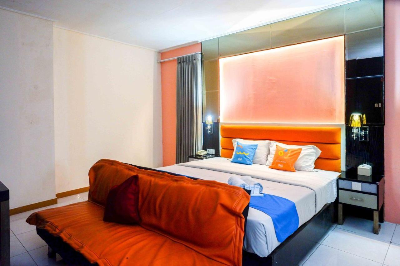 Sans Hotel International Surabaya Gubeng 외부 사진