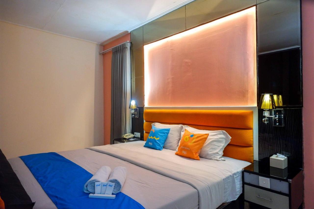 Sans Hotel International Surabaya Gubeng 외부 사진