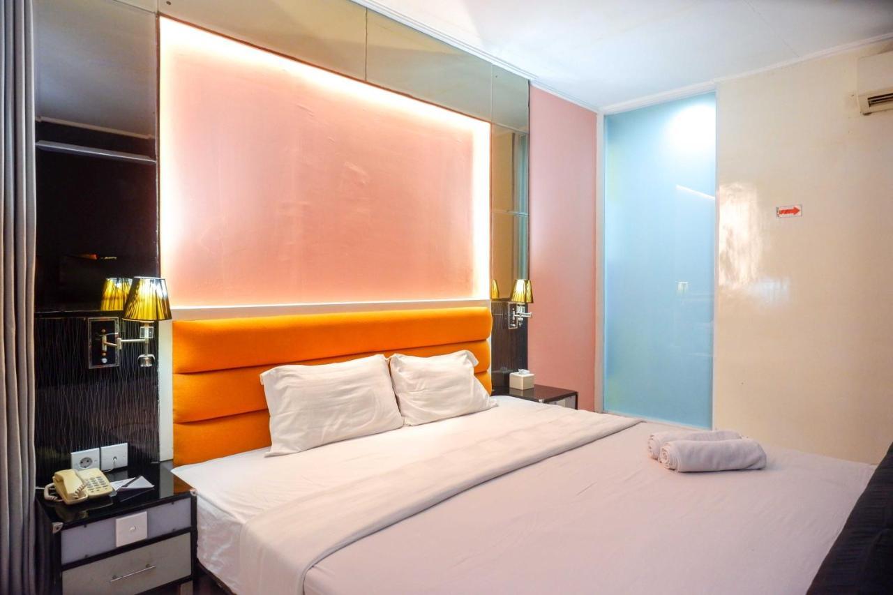 Sans Hotel International Surabaya Gubeng 외부 사진
