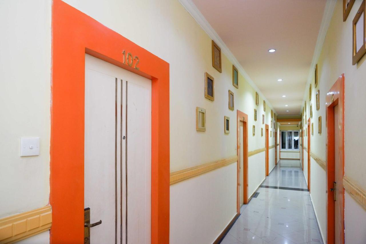 Sans Hotel International Surabaya Gubeng 외부 사진